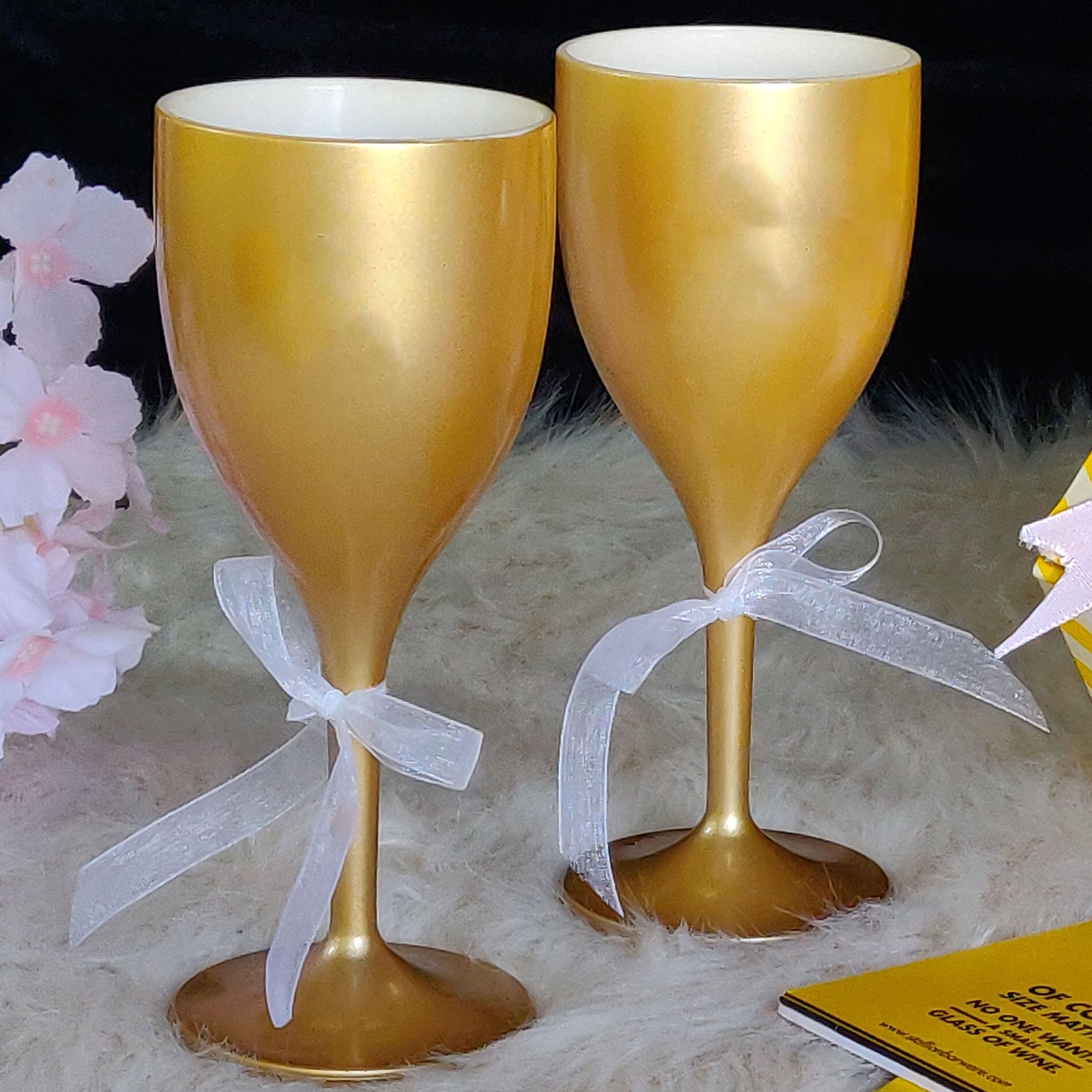 Non Breakable Couple Wine Glass Gift Set - Mr. & Mrs Wine Glasses - Set of  2 - Gold, StallionBarware