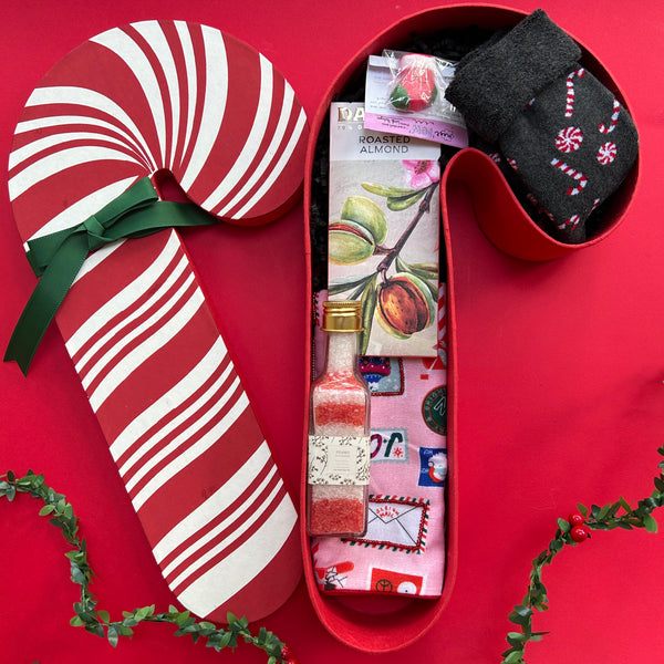 Candy Cane Gift Box Treat