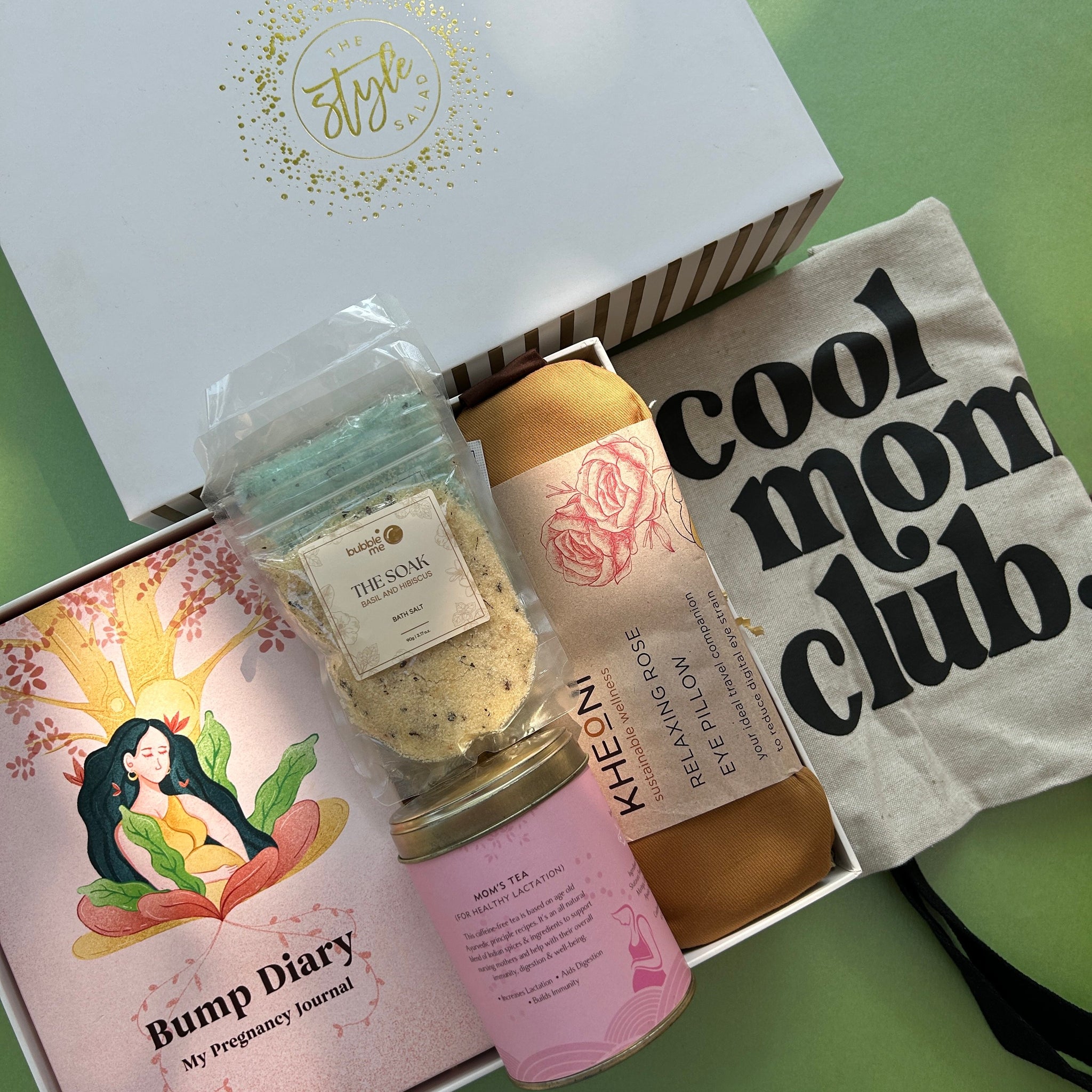 Buy Best Women's Day Gift Box for New Mommy  