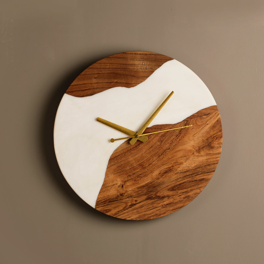 Round Wall Clock – The Style Salad